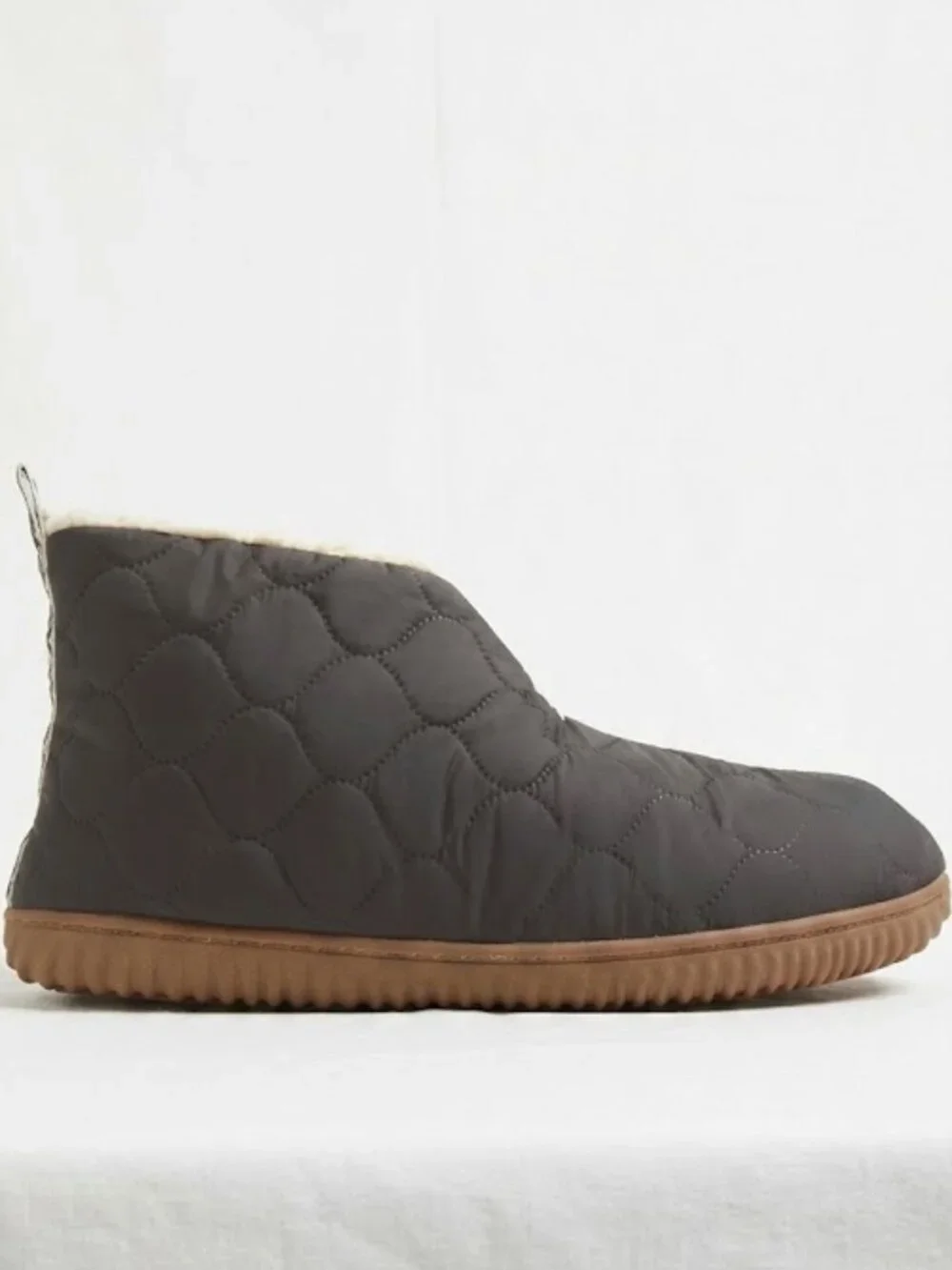 NWT Dearfoams Warm Up Quilted Bootie Slippers Memory Foam Men's M 9-10